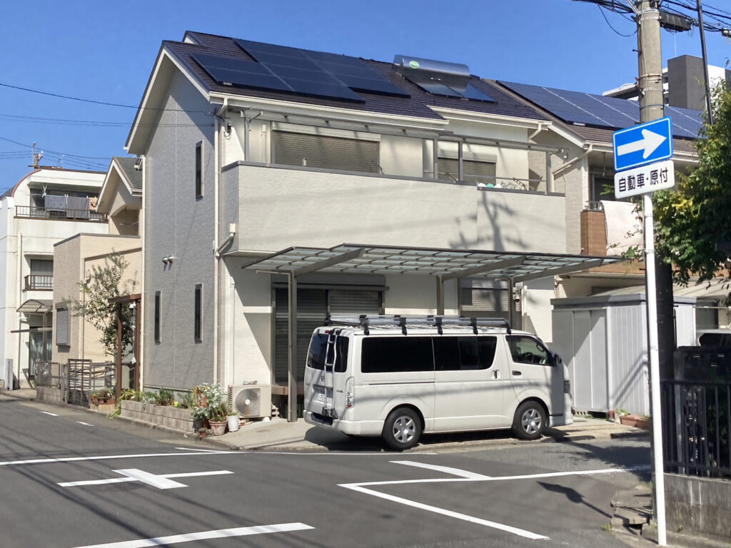 I様邸　外壁屋根塗装リフォーム/屋根ビス釘押さえ