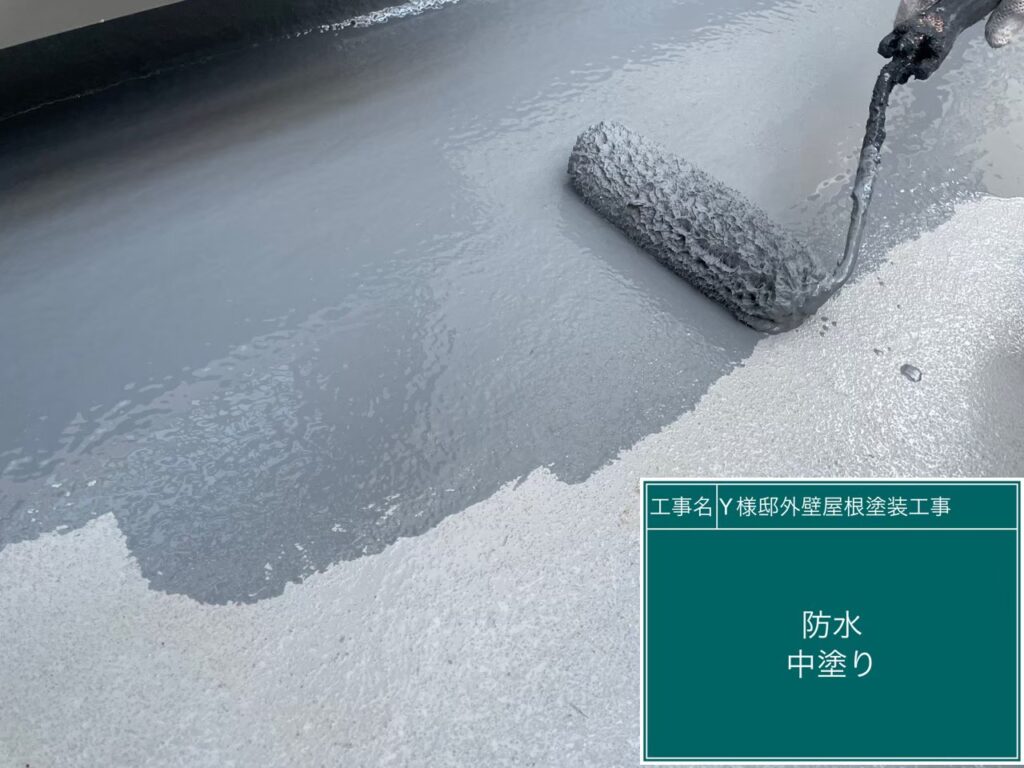 トップコート仕上げ1回目です。