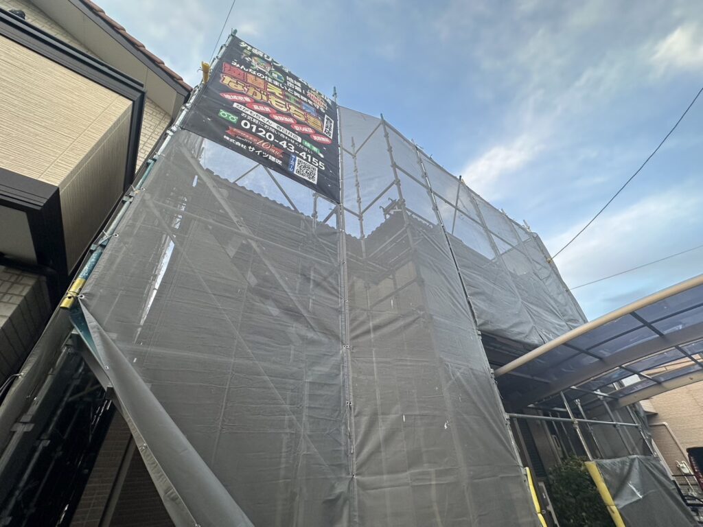 足場設置のお写真です☆