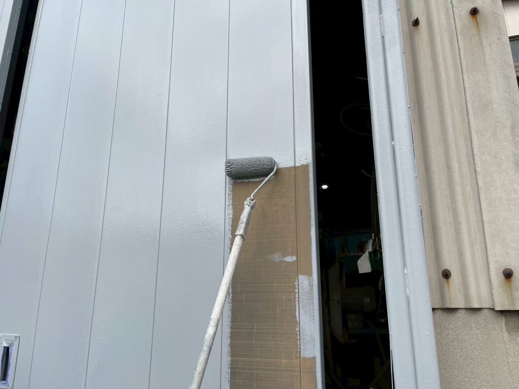 サビ止めを塗布します