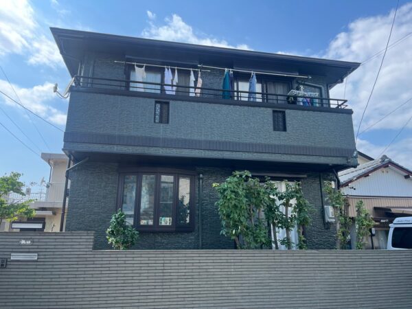 春日井市　S様邸　外壁屋根付帯部塗装リフォーム/屋根ビス釘押さえ
