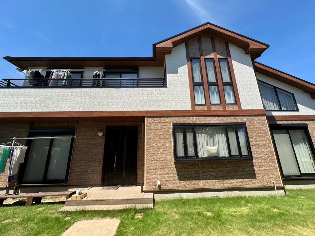 東浦町　M様邸　外壁屋根塗装リフォーム/軒天カバー工法